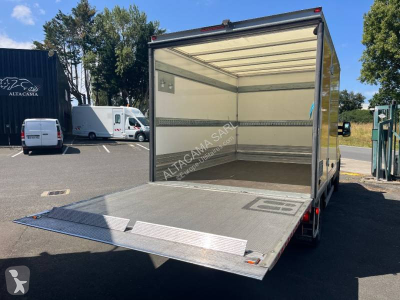 Véhicule utilitaire Iveco