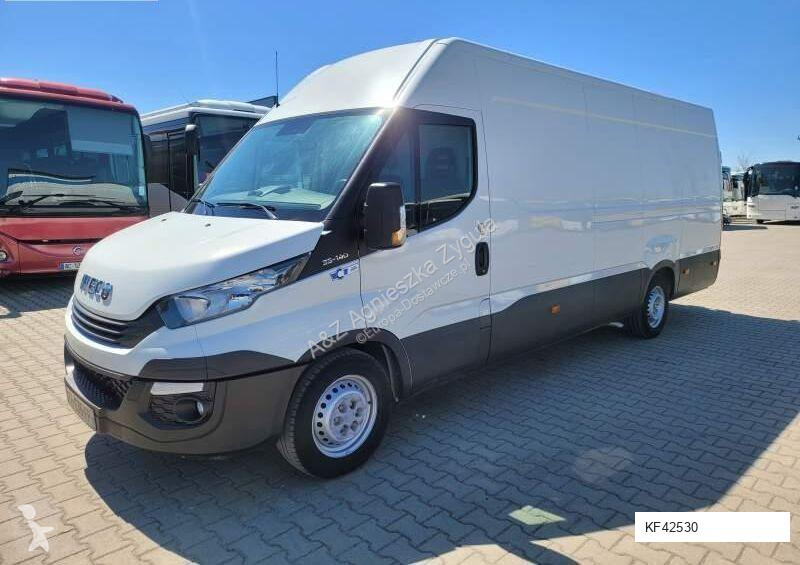 Veículo utilitário Iveco DAILY 35-140 /...