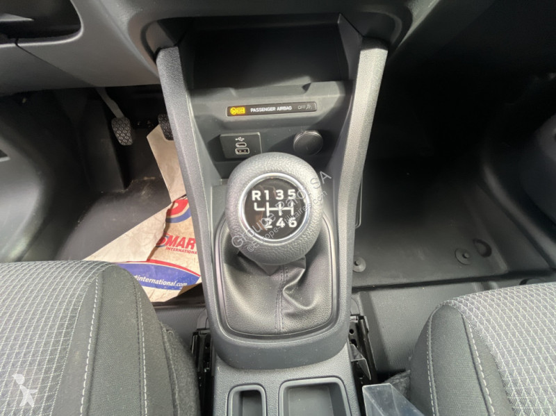 Véhicule utilitaire Ford 1.0 EcoBoost 100ch Trend