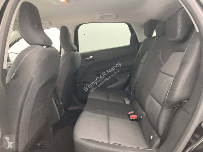 Autoutilitară Renault Arkana mild hybrid 140...