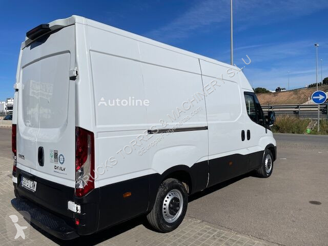 Furgoneta Iveco
