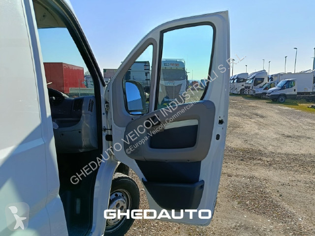 Užitkové vozidlo Peugeot Boxer II 333 2006 -...