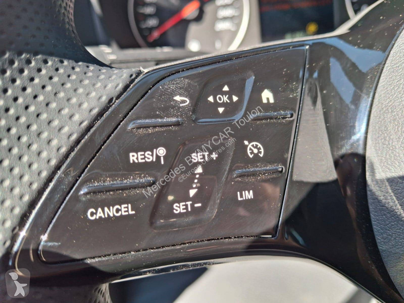 Véhicule utilitaire Mercedes VITO FOURGON 114...