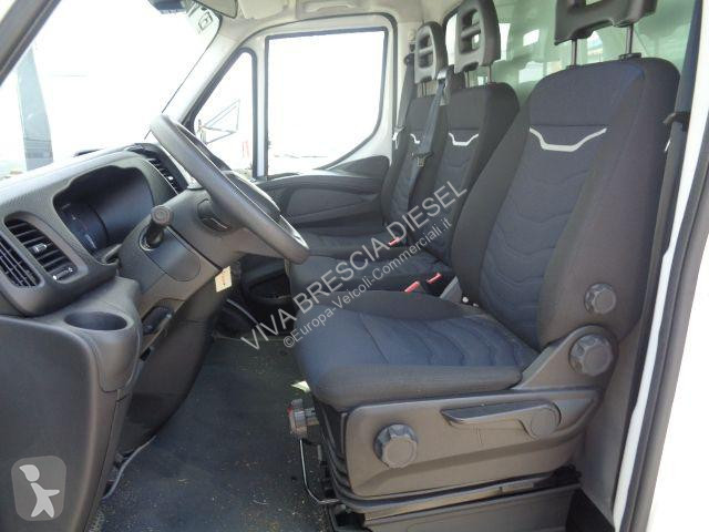Veículo utilitário Iveco DAILY