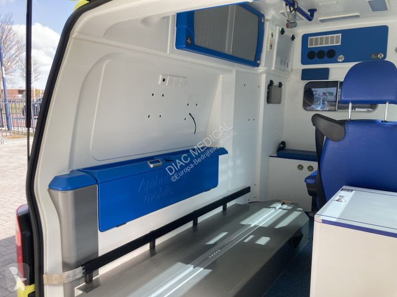 Véhicule utilitaire Volkswagen 2.0 TDI L2H2 Kombi