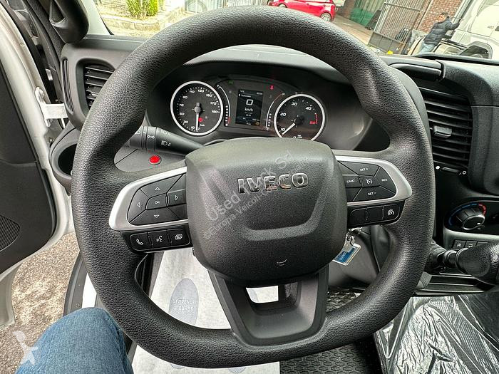 Veículo utilitário Iveco  35C14