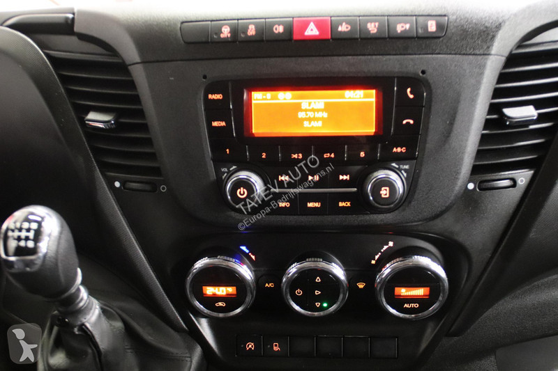 Veículo utilitário Iveco 35S14V 2.3 L2H2 AIRCO...