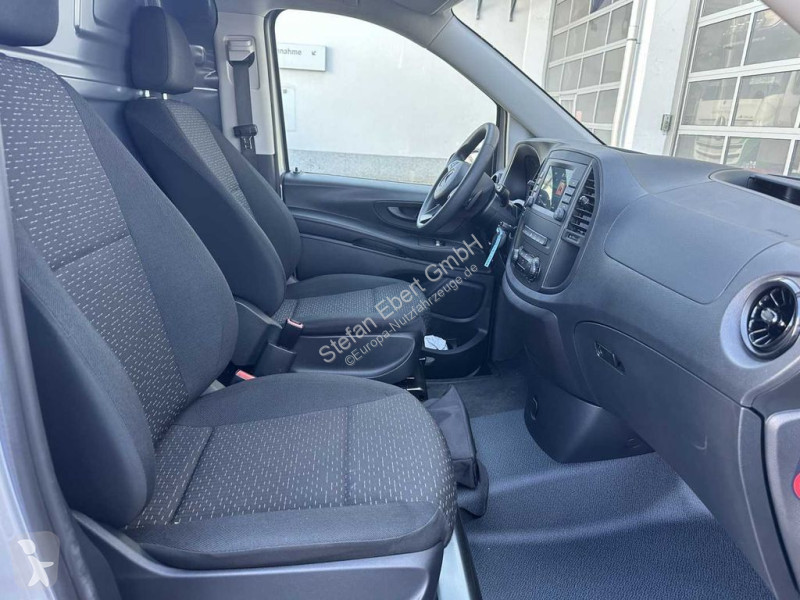 Užitkové vozidlo Mercedes 112 Audio 30...