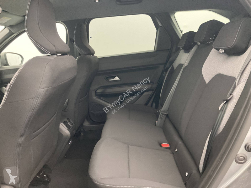 Veicolo commerciale Dacia Bigster Hybrid 155