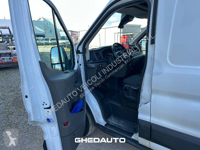 Autoutilitară Ford Transit V363 RWD 2019 -...