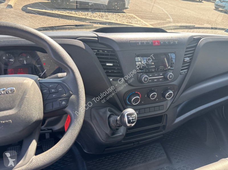 Veículo utilitário Iveco 35C16H3.0 empattement...