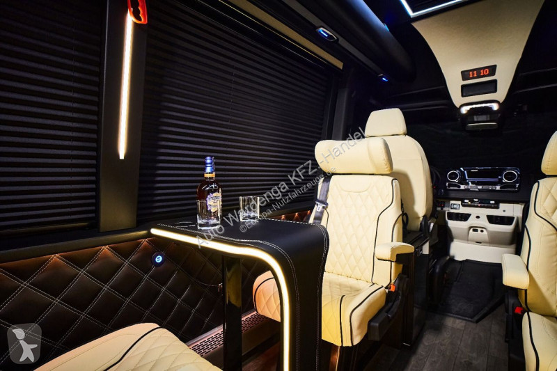 Mercedes 519 Transporter