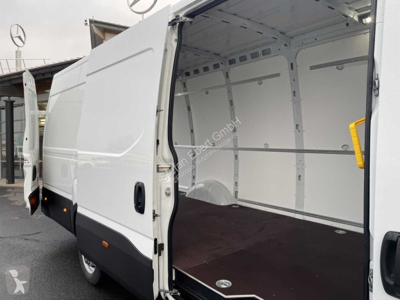 Nyttofordon Iveco 35S16V *Klima*R4.100mm*