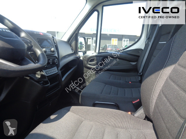 Veicolo commerciale Iveco Daily 35S14