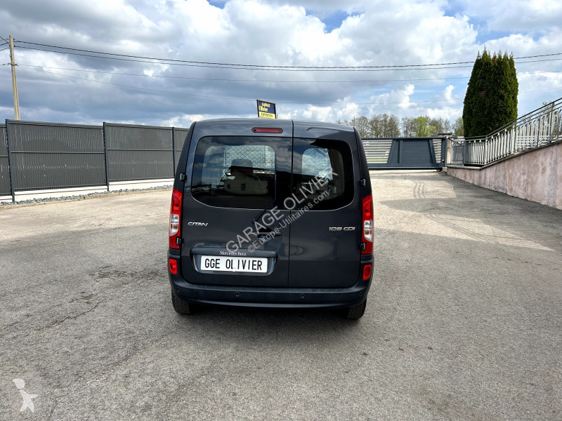 Véhicule utilitaire Mercedes Compact 109 1.5...