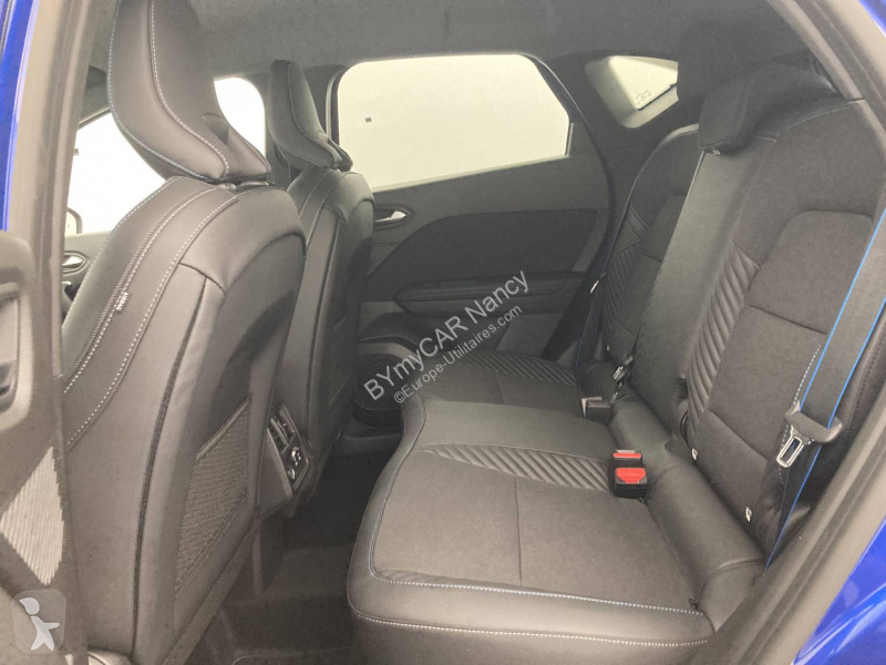 Veicolo commerciale Renault Captur E-Tech full...