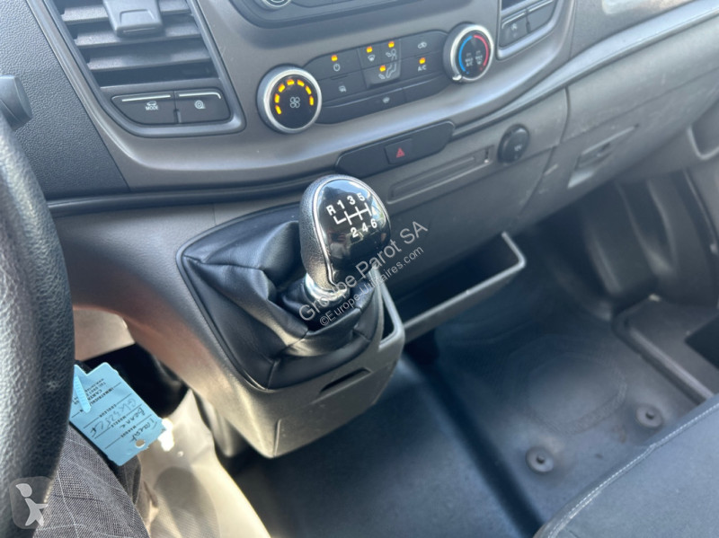 Véhicule utilitaire Ford P350 L2 RJ HD 2.0...