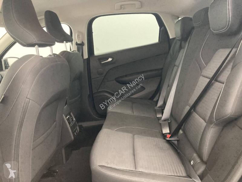 Autoutilitară Renault Arkana mild hybrid 140...