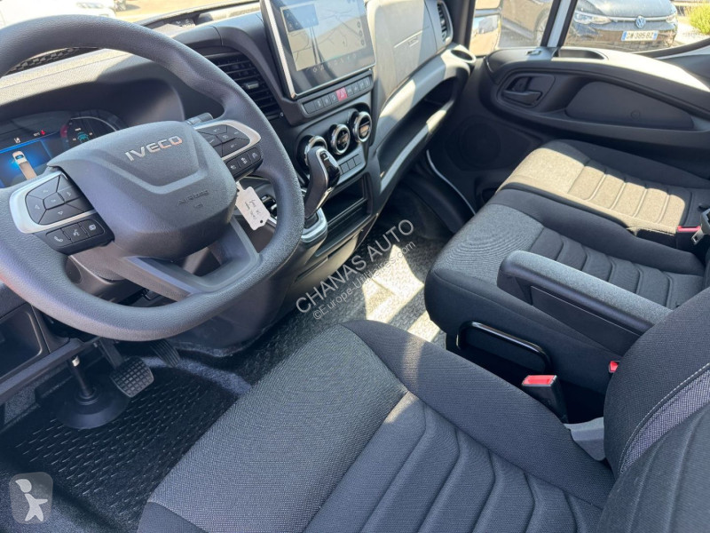 Varevogn Iveco 35C16 A8 160CV 3L HAYON MOINS DE...