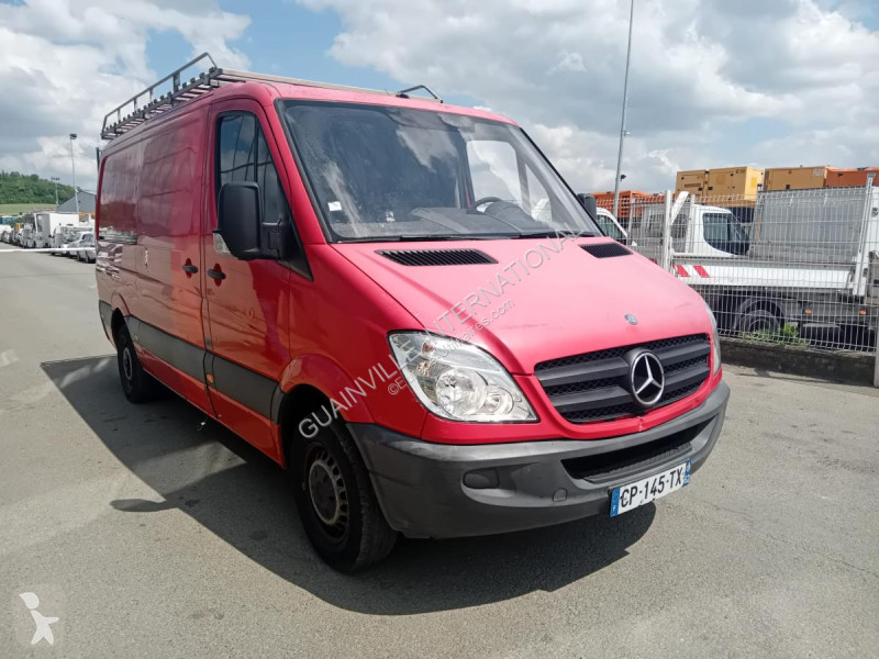 Véhicule utilitaire Mercedes 209 CDI