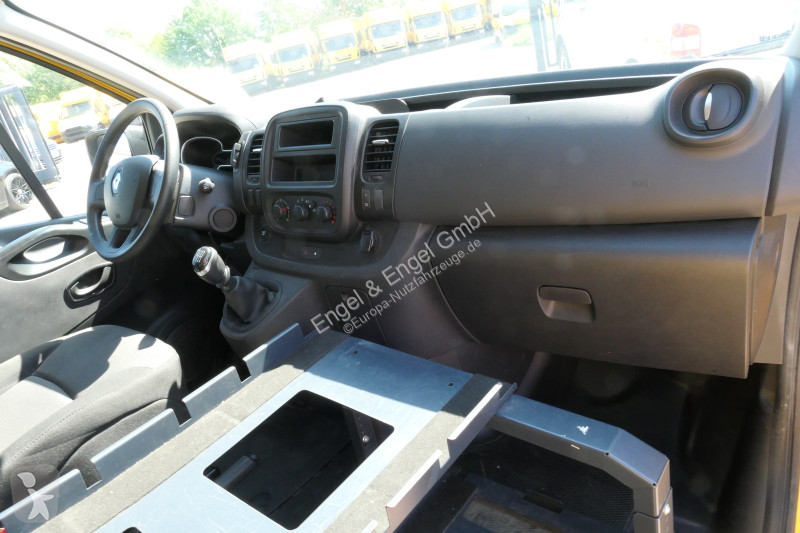 Veículo utilitário Renault Trafic dCi 120 L2H1