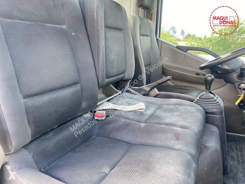 Furgoneta Nissan