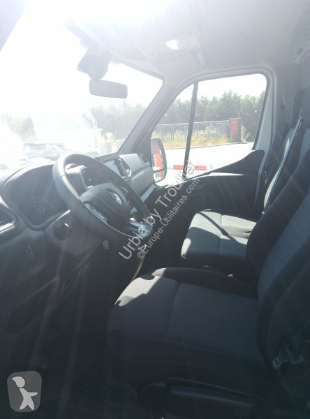 Véhicule utilitaire Renault FRIGO 12M3 CAISSE...