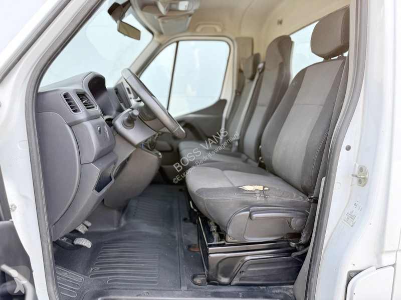 Autoutilitară Renault 2.3 130PK L3H1 Kipper...