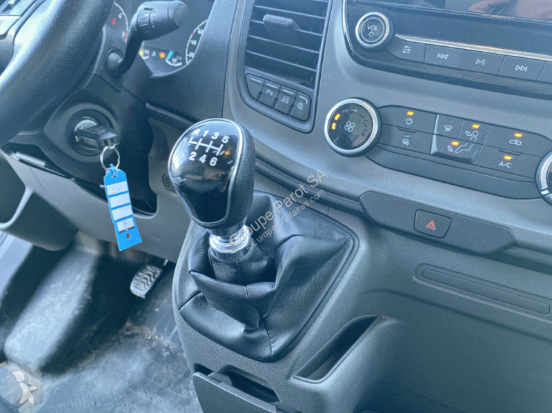 Véhicule utilitaire Ford P350 L4H3 2.0 EcoBlue...