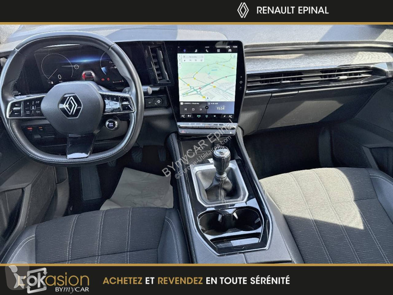 Veículo utilitário Renault Austral mild hybrid...