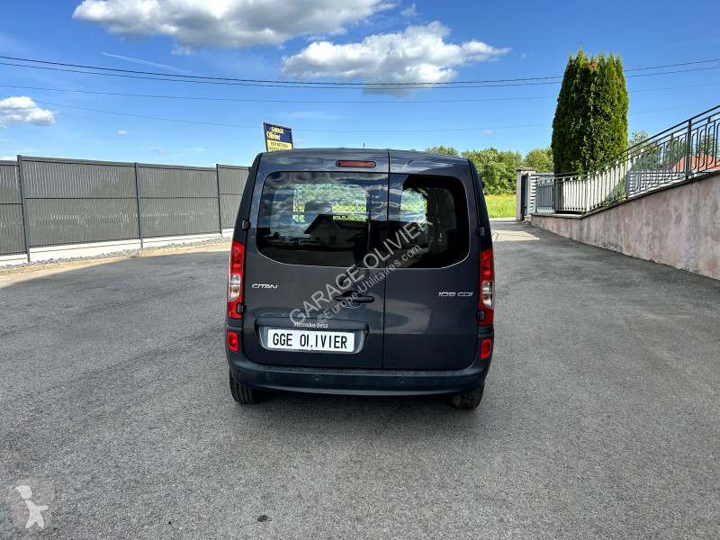 Véhicule utilitaire Mercedes Compact 109 1.5...