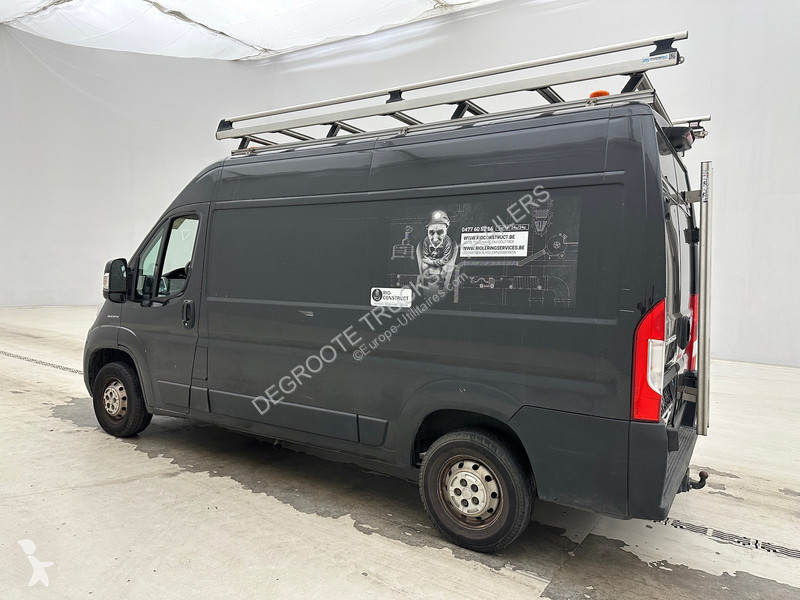 Veículo utilitário Fiat 2.3 130