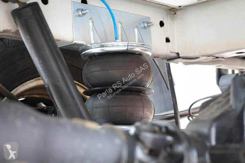 Véhicule utilitaire Ford