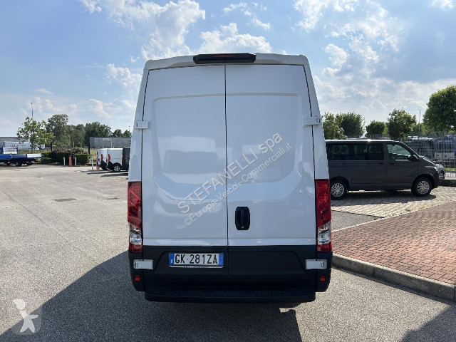 Veicolo commerciale Iveco DAILY 35S14 V