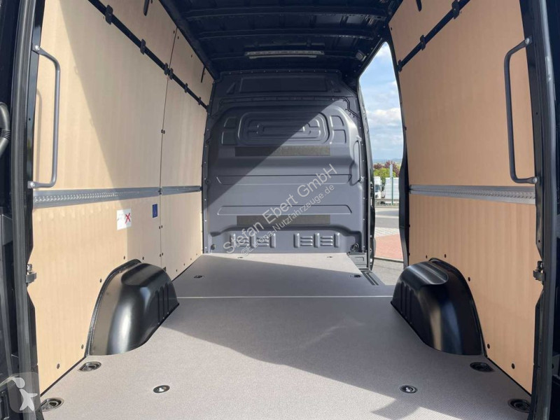 Autoutilitară Mercedes 319 CDI 4x4 3665 Klima...