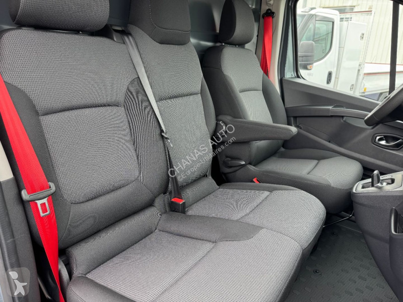 Varevogn Renault L2H1 3T BLUE DCI 150 BVA9 GSR2...