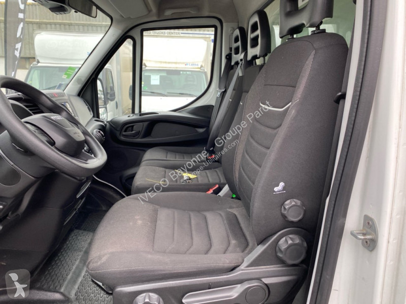 Veicolo commerciale Iveco 35C16H3.0 empattement...