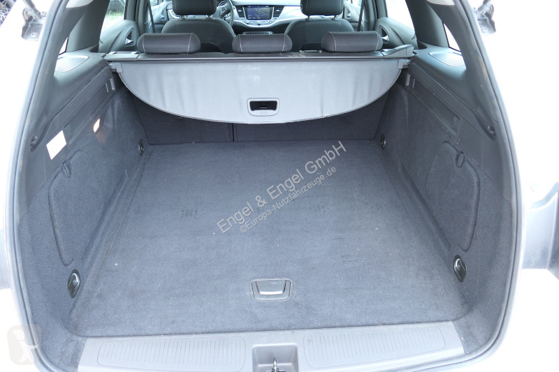 Veículo utilitário Opel Astra K 1.4 Turbo CNG...