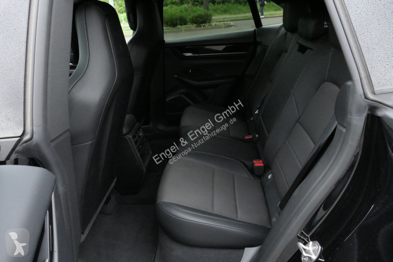 Véhicule utilitaire Porsche Macan 4 Electric -...