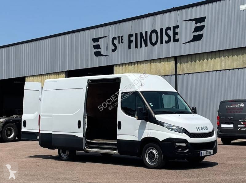 Véhicule utilitaire Iveco