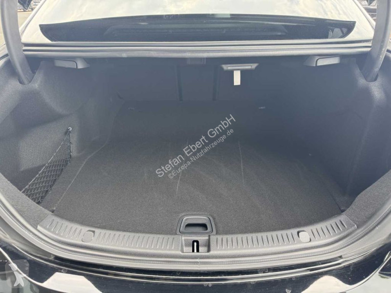 Furgoneta Mercedes E d...