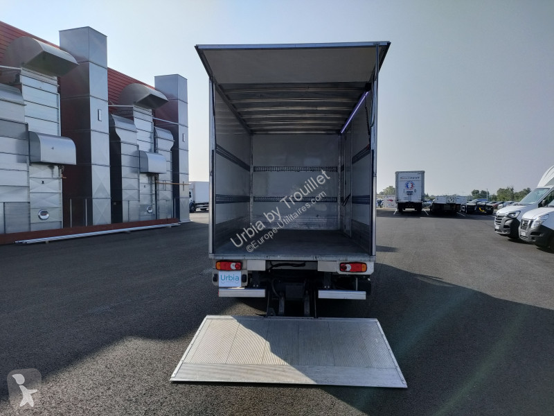 Veicolo commerciale Renault 20M3 145 CV FOURGON...