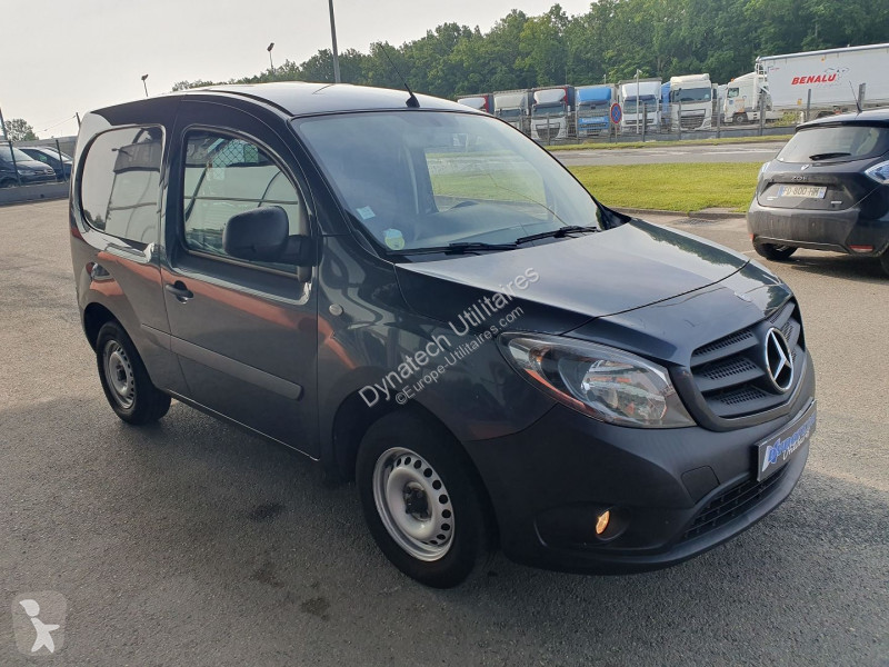 Véhicule utilitaire Mercedes CITAN 109 CDI...