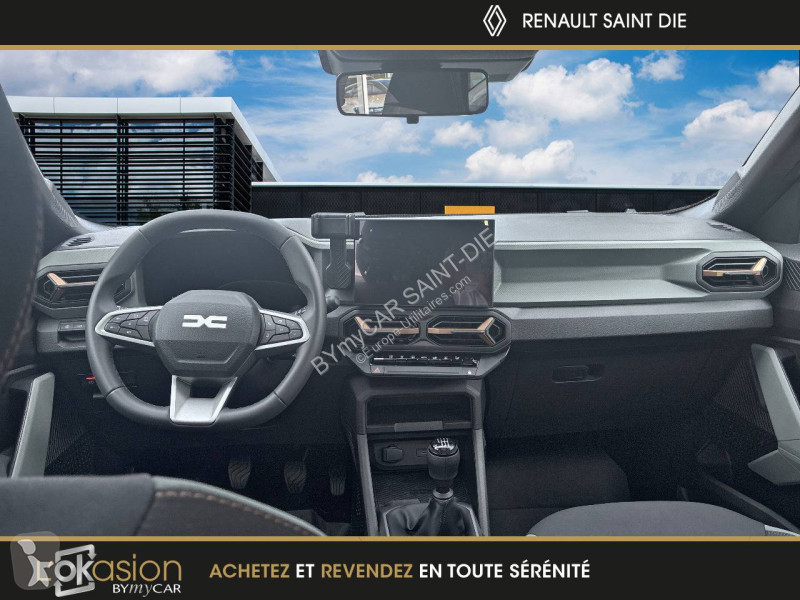 Autoutilitară Dacia Bigster TCe 140