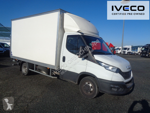 Varevogn Iveco DAILY 35C16 3.0