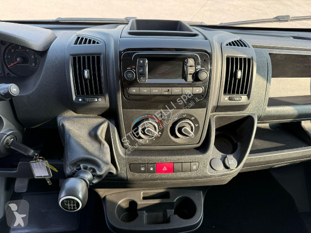 Autoutilitară Opel MOVANO 35 L2H2 140