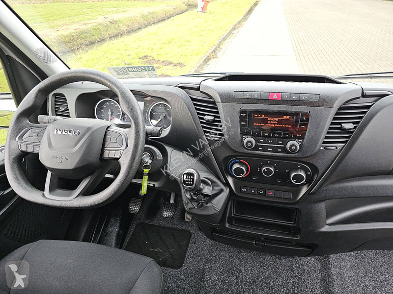 Bedrijfswagen Iveco 35C16 Bakwagen Laadklep!