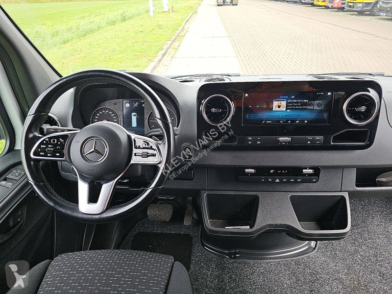 Autoutilitară Mercedes 319 L2H1 Mbux V6 3.0Ltr!