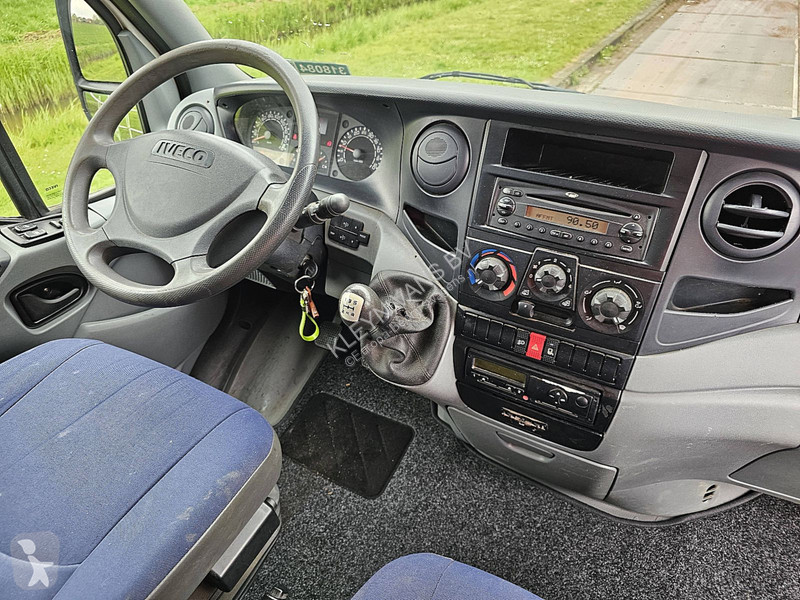 Véhicule utilitaire Iveco 35S14       BE-COMBI...