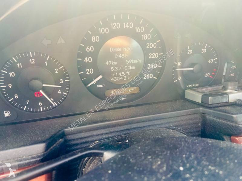Autoutilitară Mercedes